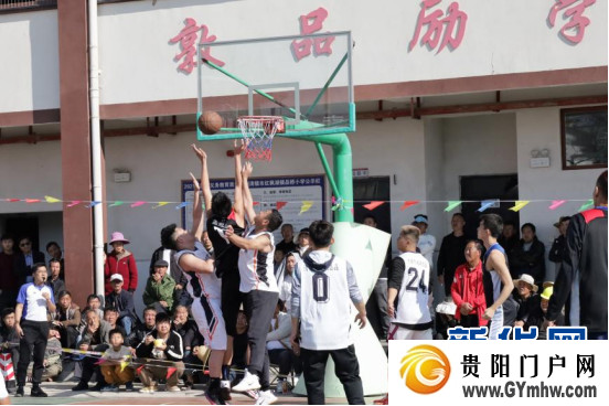 2024年贵阳贵安“美丽乡村”第18届百村农民篮球赛开赛(图2) 2024年贵阳贵安“美丽乡村”第18届百村农民篮球赛开赛(图2)