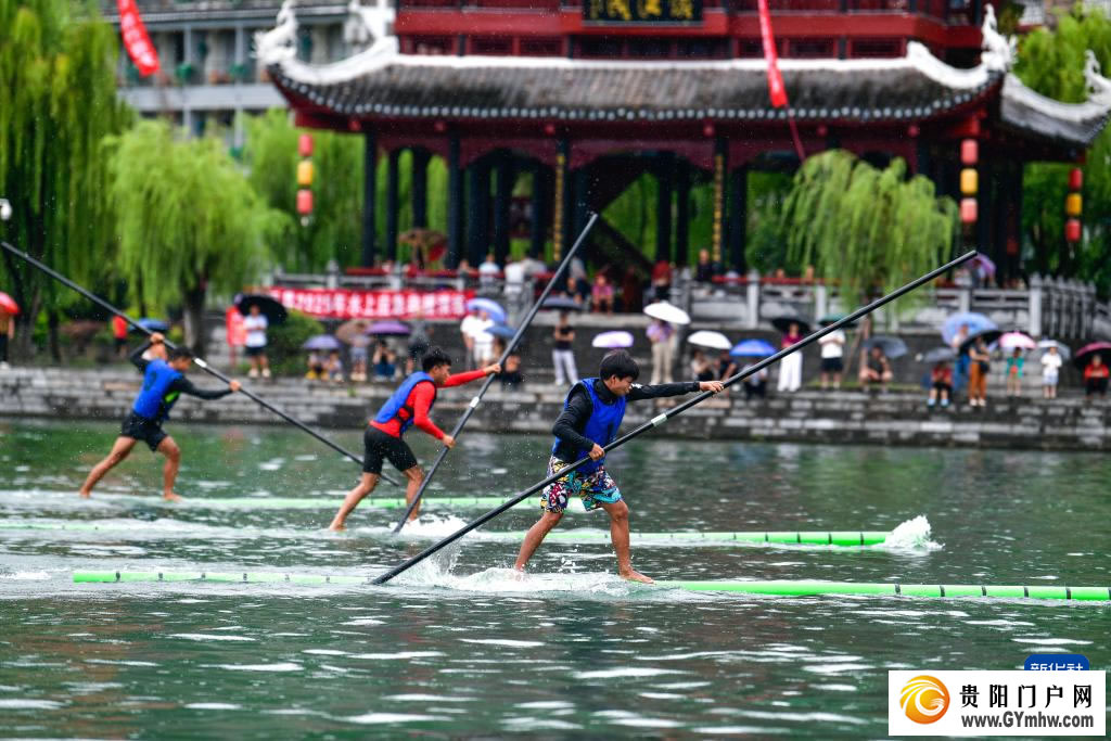 “一苇渡江”赛古城(图3) “一苇渡江”赛古城(图3)