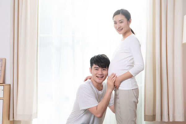 三代试管婴儿 绝经后做试管婴儿有没有风险?分析做试管婴儿与癌症的关系(图1)